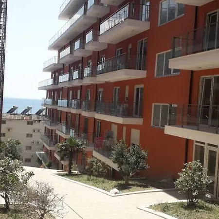 Shtepipushimi23 Rana E Hedhun Appartement Shëngjin
